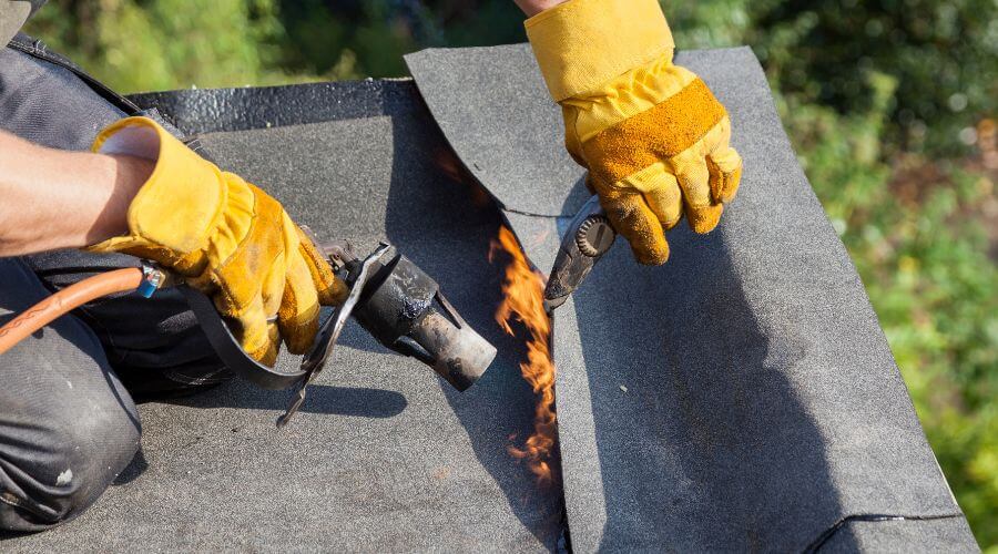 Professional flood damage restoration services in Hammon, OK